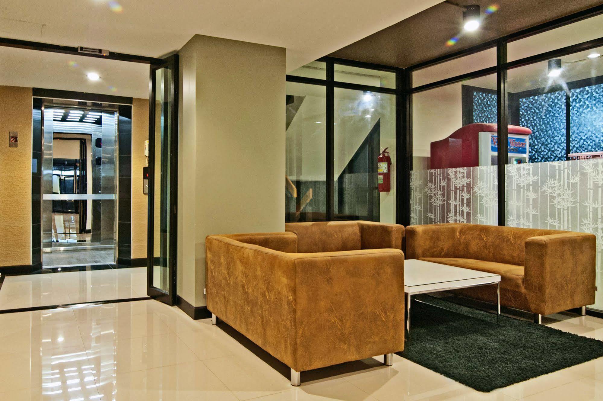 Grand Marina Residence Hotel Ban Laem Chabang Luaran gambar
