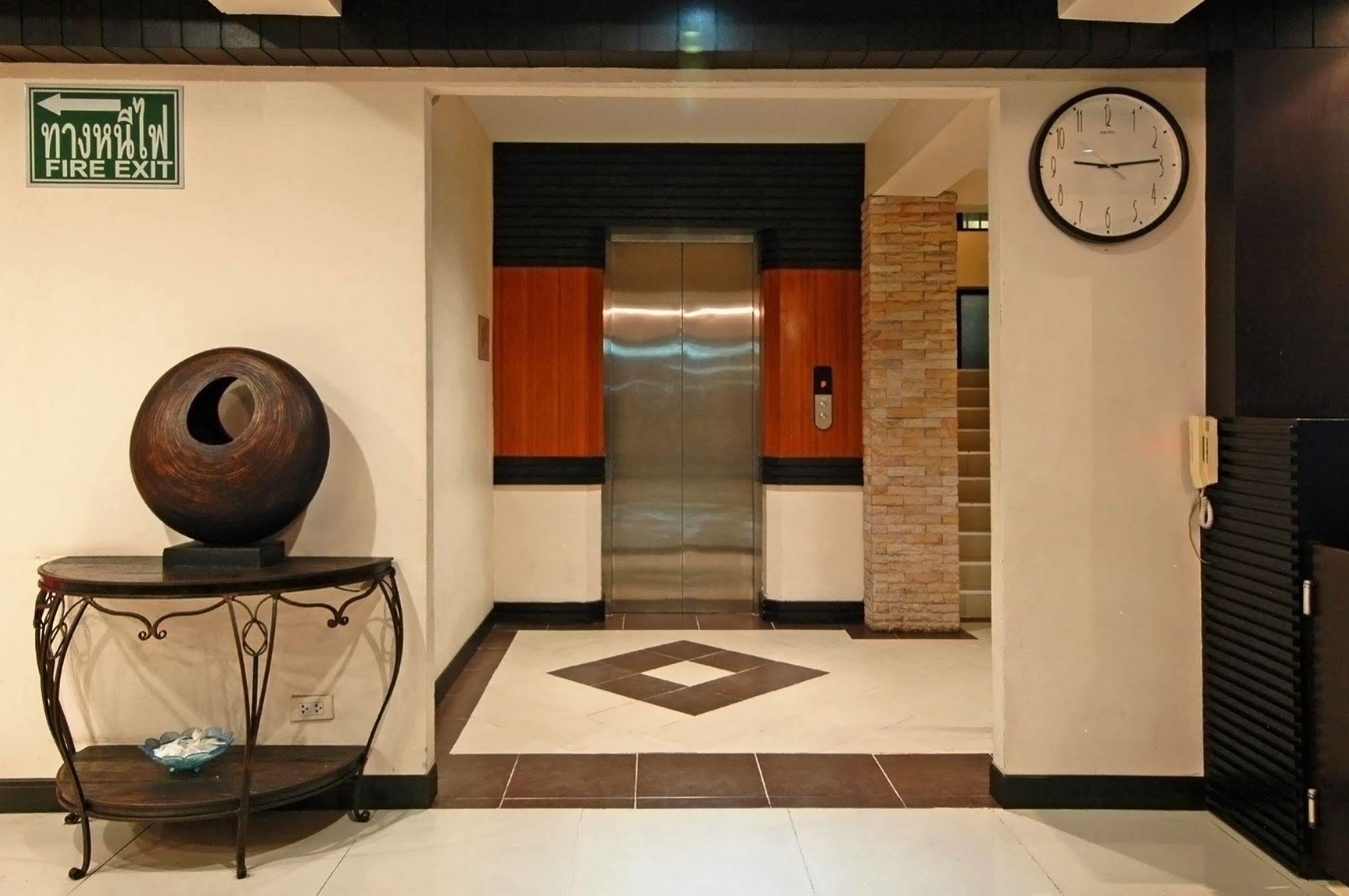 Grand Marina Residence Hotel Ban Laem Chabang Luaran gambar