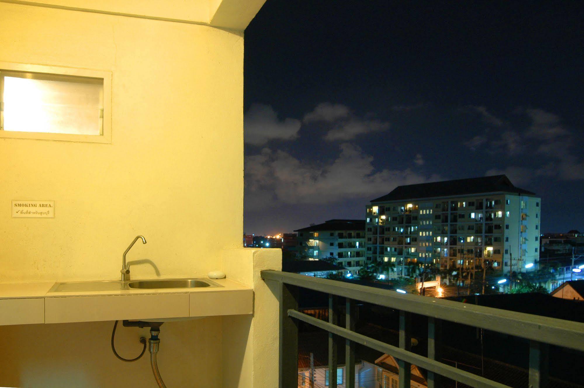 Grand Marina Residence Hotel Ban Laem Chabang Luaran gambar